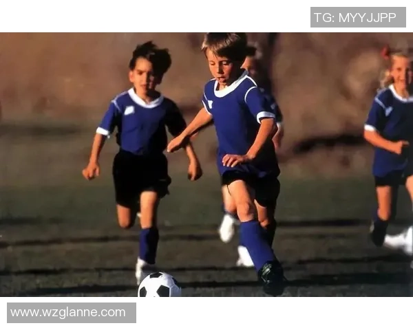 圣菲独立与亚松森自的激烈对决揭示南美足球的魅力与竞争力 圣菲独立与亚松森自的激烈对决揭示南美足球的魅力与竞争力